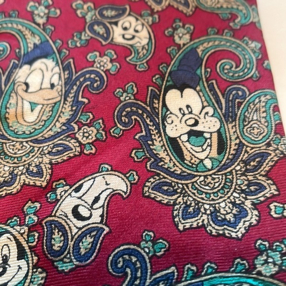 Disney Characters Silk Tie - Picture 3 of 5